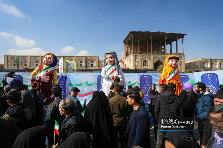 در حاشیه جشن انقلاب در اصفهان