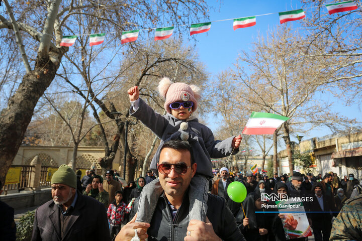 در حاشیه جشن انقلاب در اصفهان