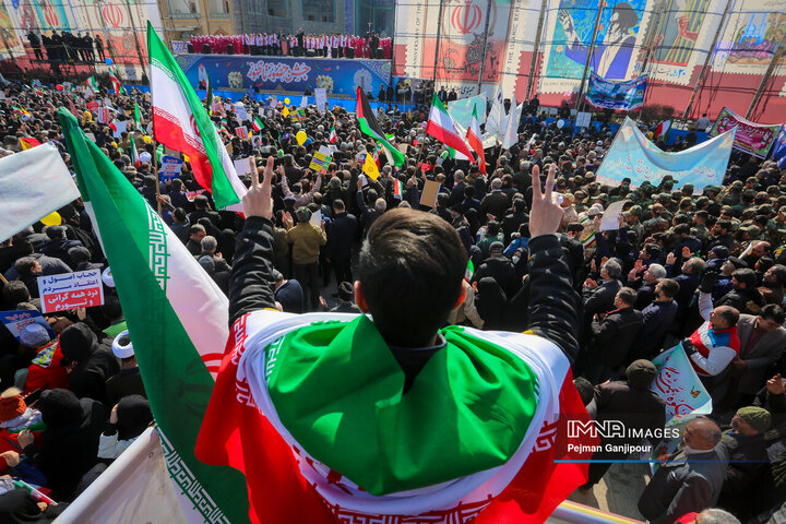 در حاشیه جشن انقلاب در اصفهان