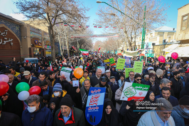 در حاشیه جشن انقلاب در اصفهان