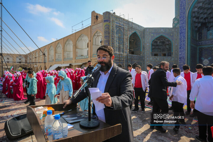 در حاشیه جشن انقلاب در اصفهان