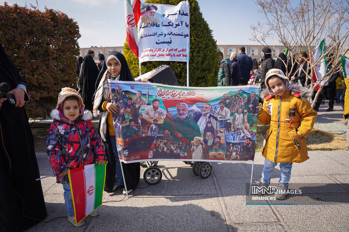 چهل‌و‌ششمین جشن انقلاب به روایت شعارها