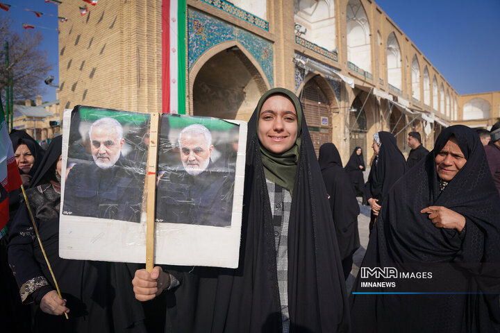 چهل‌و‌ششمین جشن انقلاب به روایت شعارها