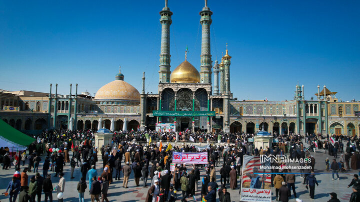 راهپیمایی یوم‌الله 22 بهمن در قم