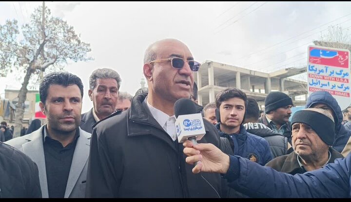 مردم صاحبان اصلی انقلاب هستند