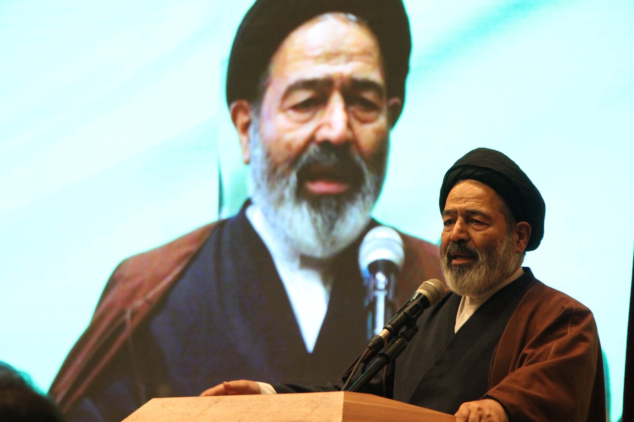 آغاز به کار همایش بینالمللی اربعین و فرهنگ مقاومت در کرمان