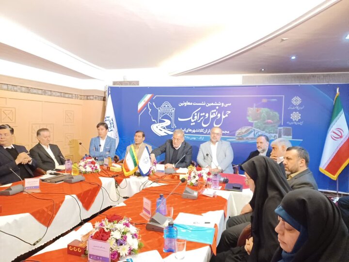 مجوز خرید ۲۰ دستگاه اتوبوس برقی جدید در اراک صادر شد