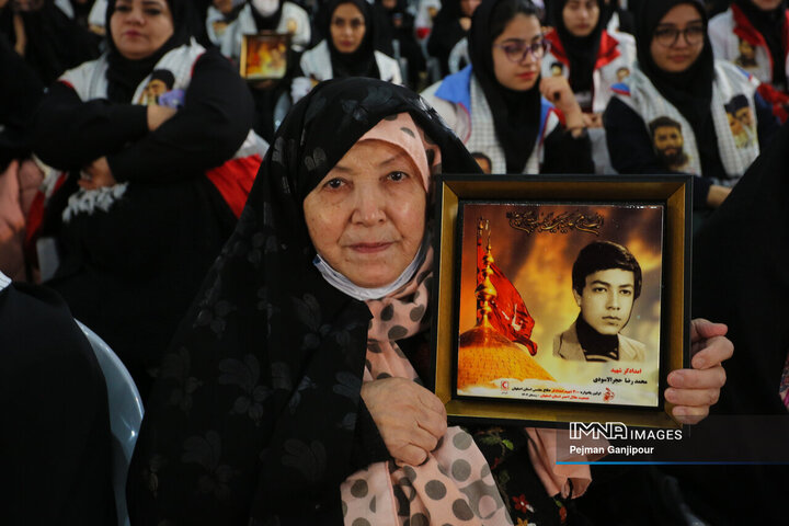 اولین یادواره ۴۰۰ شهید امدادگر استان اصفهان