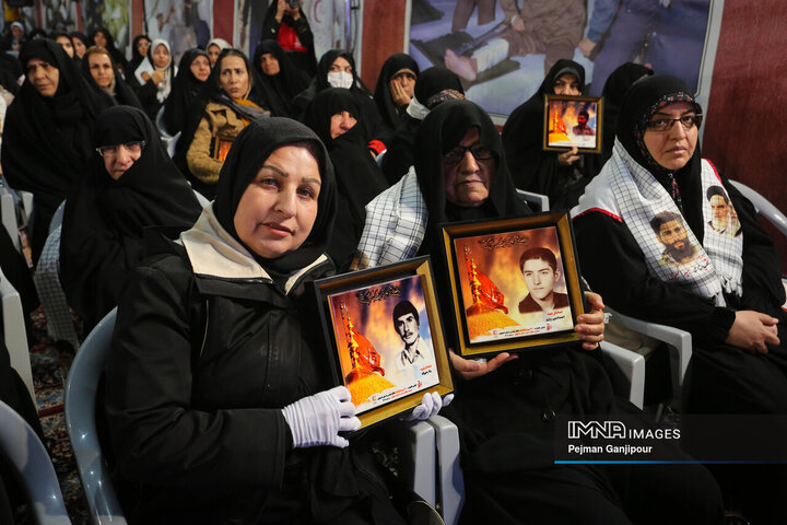 اولین یادواره ۴۰۰ شهید امدادگر استان اصفهان