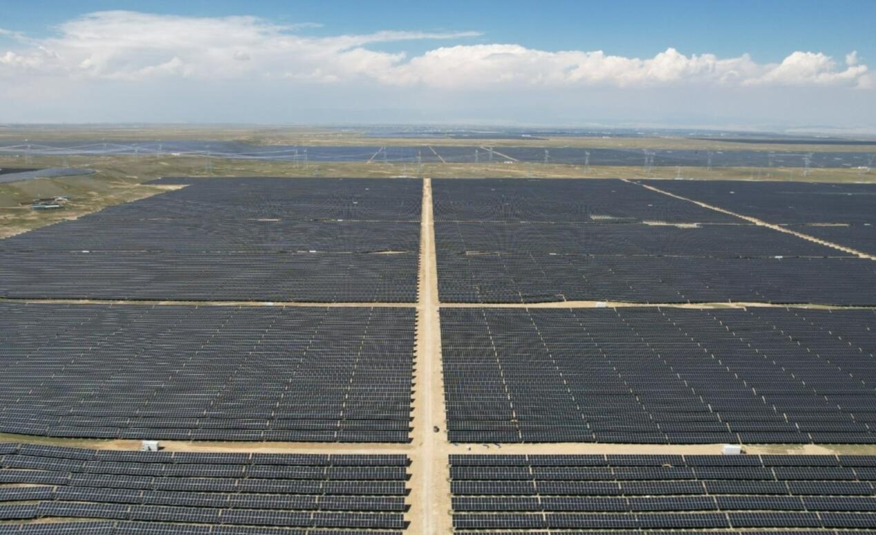 بیابان خورشیدی چین؛ انقلابی در تولید برق و بهبود اکوسیستم محیط