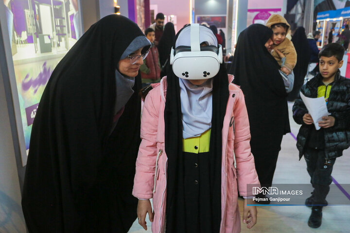 چهارمین روز نمایشگاه زاینده‌نور