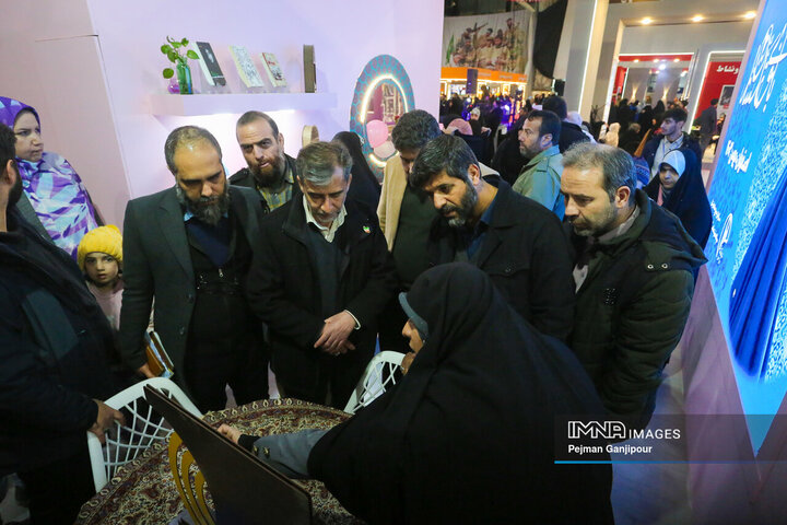 چهارمین روز نمایشگاه زاینده‌نور