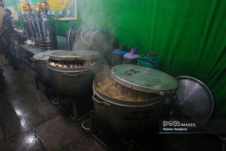 اصفهان در شب نیمه شعبان