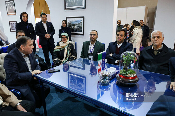 بازدید شهردار اصفهان از هجدهمین نمایشگاه بین المللی گردشگری تهران