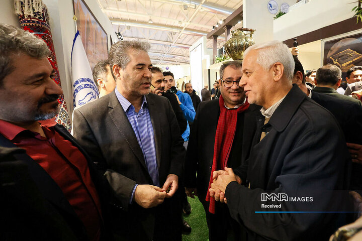 بازدید شهردار اصفهان از هجدهمین نمایشگاه بین المللی گردشگری تهران