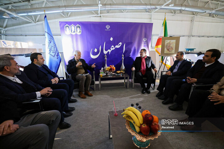 بازدید شهردار اصفهان از هجدهمین نمایشگاه بین المللی گردشگری تهران