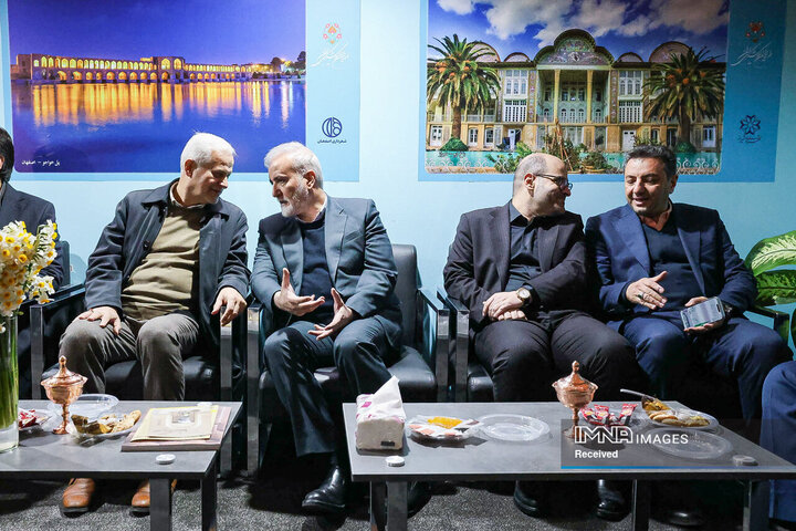 بازدید شهردار اصفهان از هجدهمین نمایشگاه بین المللی گردشگری تهران
