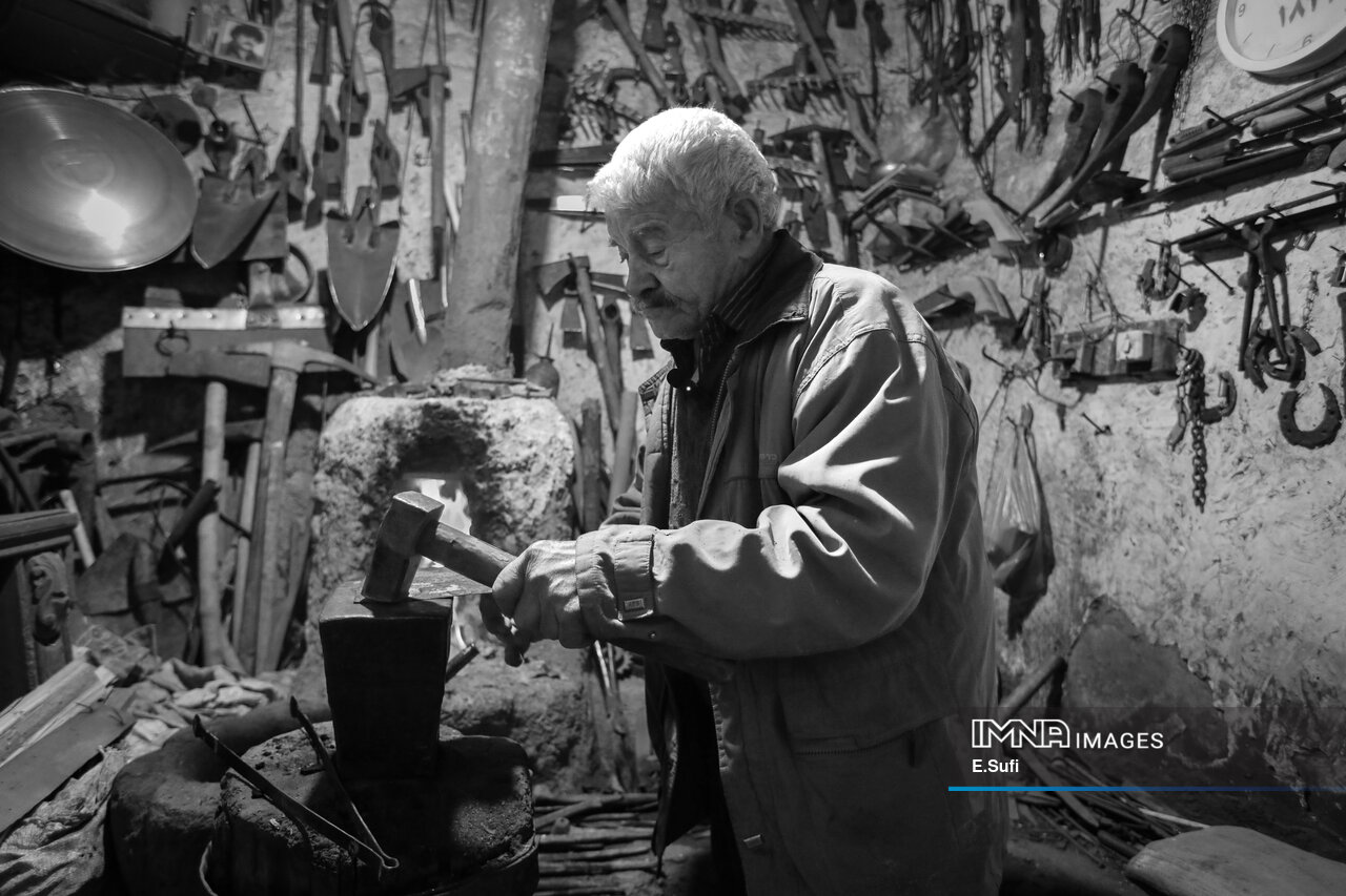 Reviving Ancient Art of Blacksmithing in Iran