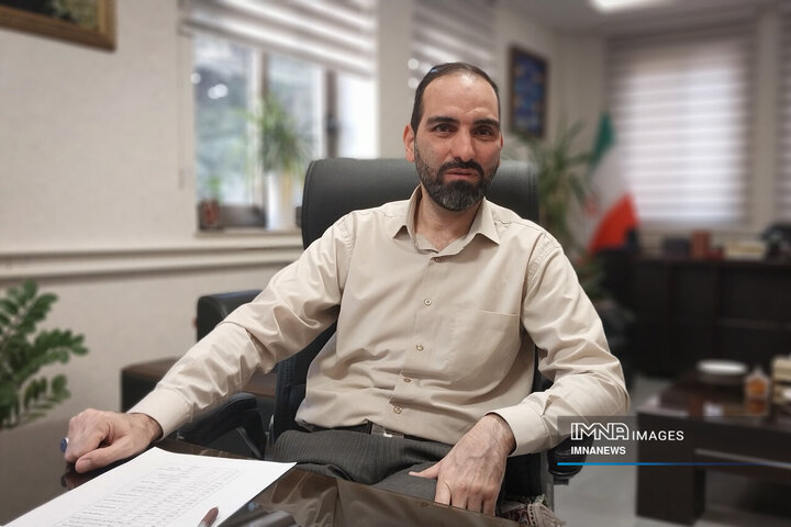 بوروکراسی اداری در منطقه ۹ اصفهان به حداقل می‌رسد