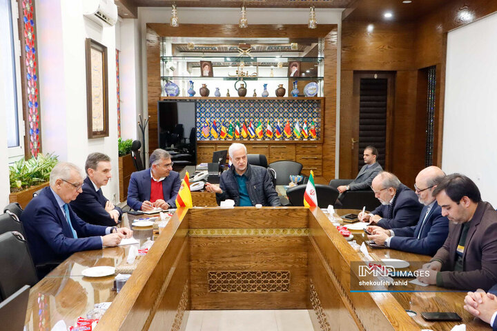 دیدار شهردار اصفهان و سفیر اسپانیا