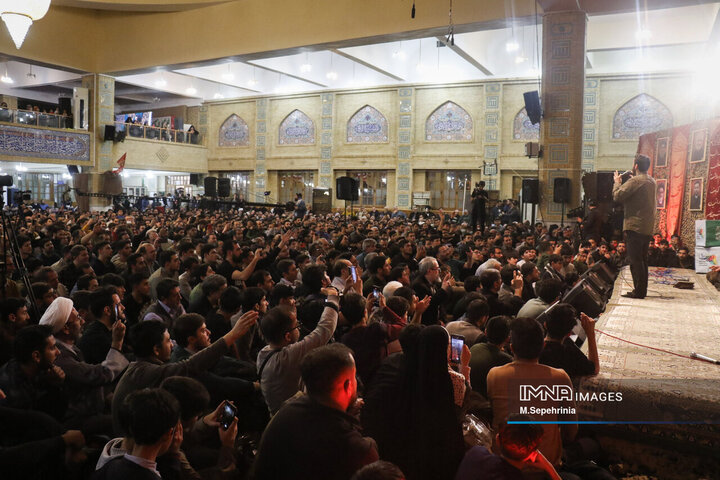 اجتماع بزرگ قیام 29 بهمن تبریز در مسجد دانشگاه تبریز