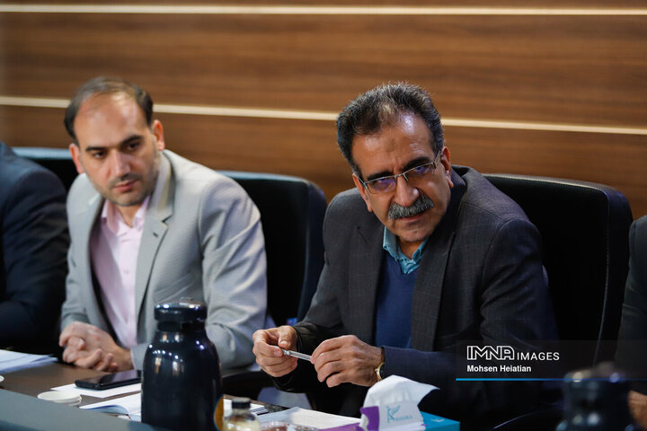 جلسه ستاد خدمات سفر شهر اصفهان