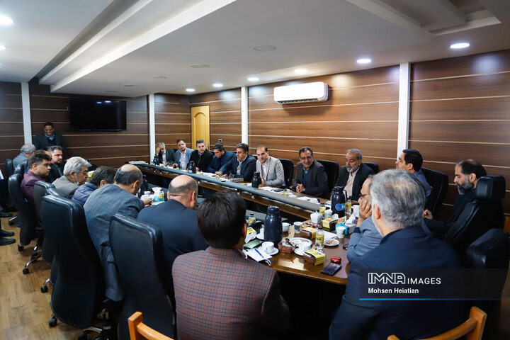 جلسه ستاد خدمات سفر شهر اصفهان