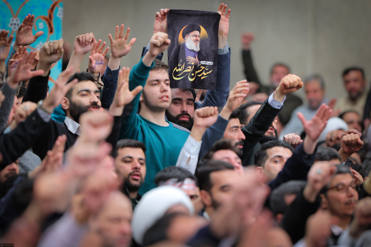 ایران ایستاده است؛ از میدان نبرد تا جبهه جنگ نرم