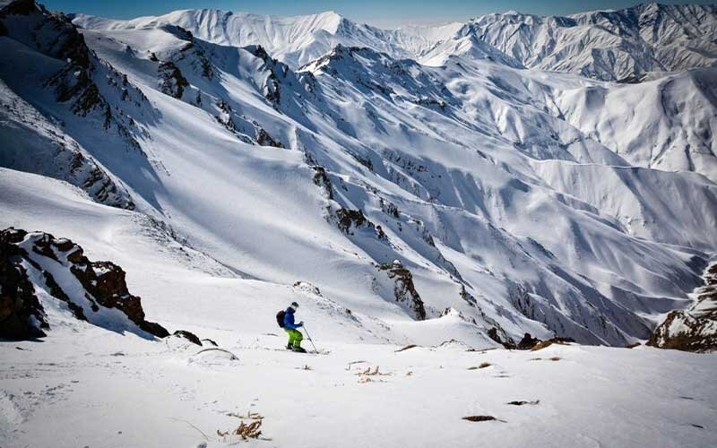 گردشگری زمستانی در ایران؛ از پیستهای برفی تا سواحل گرم