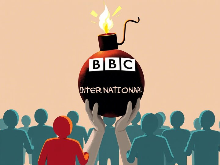 رسانه، بمب پیچیده در دست مردم