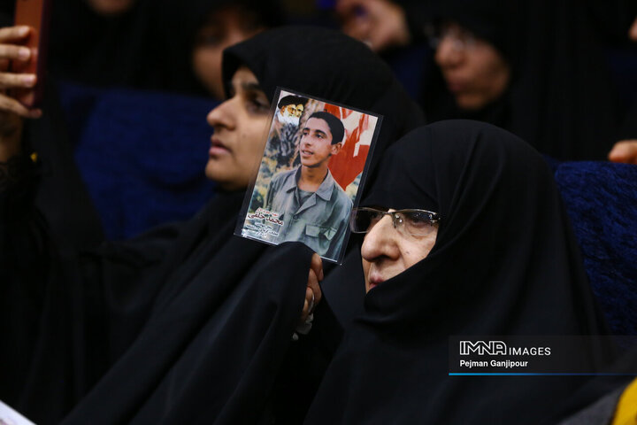 همایش طلایه‌داران حضرت زینب(س)