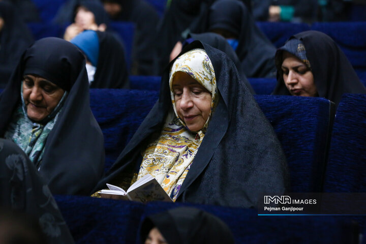 همایش طلایه‌داران حضرت زینب(س)