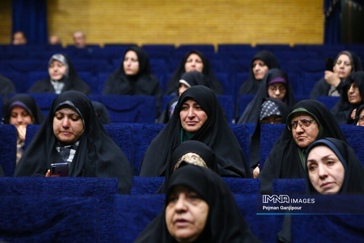 همایش طلایه‌داران حضرت زینب(س)