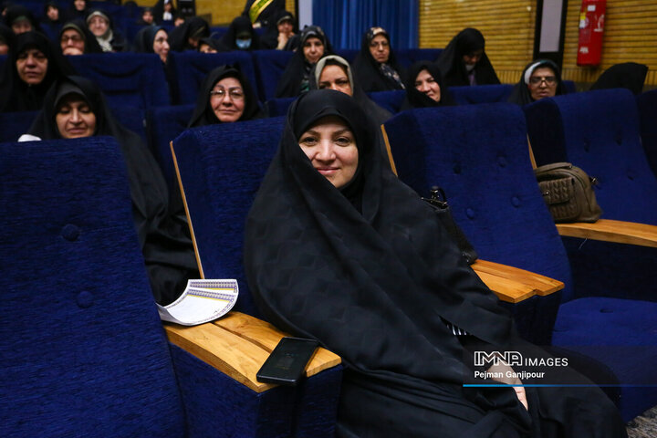 همایش طلایه‌داران حضرت زینب(س)