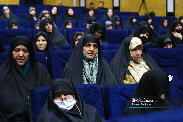 همایش طلایه‌داران حضرت زینب(س)