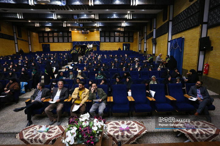 همایش طلایه‌داران حضرت زینب(س)