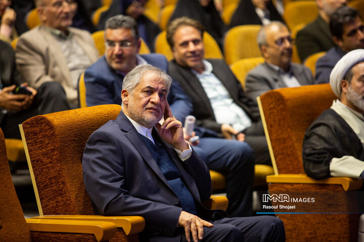 تربیت انسان خودآگاه، مهم‌ترین رسالت ما در حوزه فرهنگ است