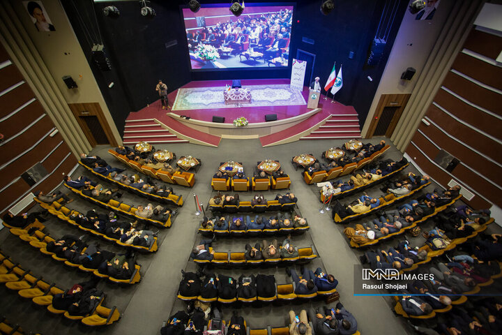 مراسم تکریم و معارفه رئیس دانشگاه اصفهان