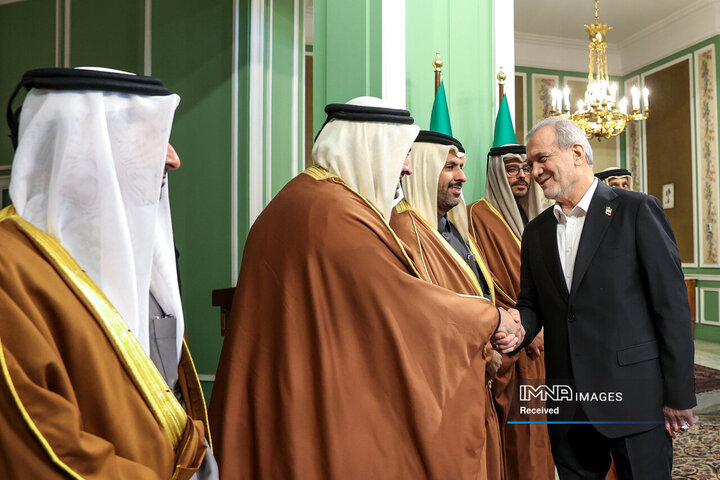 استقبال رسمی رئیس جمهور از امیر قطر