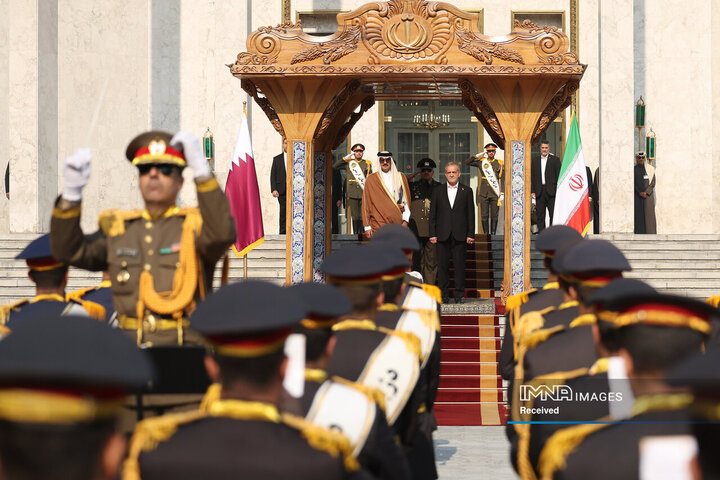 استقبال رسمی رئیس جمهور از امیر قطر