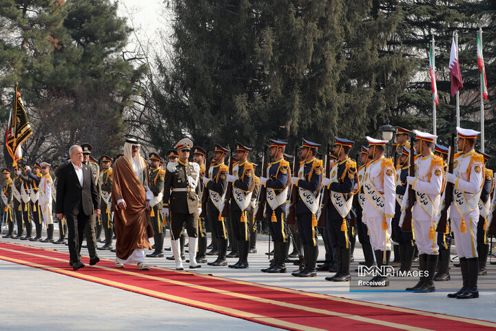 استقبال رسمی رئیس جمهور از امیر قطر