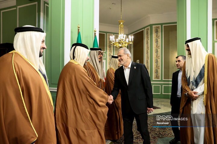 استقبال رسمی رئیس جمهور از امیر قطر