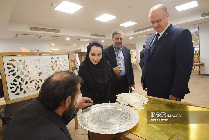 مسابقه نقاشی بین المللی کودکان و نوجوانان اصفهان