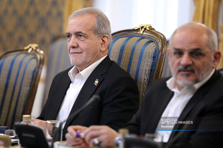 نشست هیئت های عالی‌رتبه ایران و قطر