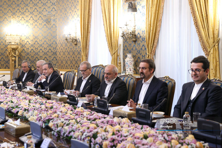 نشست هیئت های عالی‌رتبه ایران و قطر