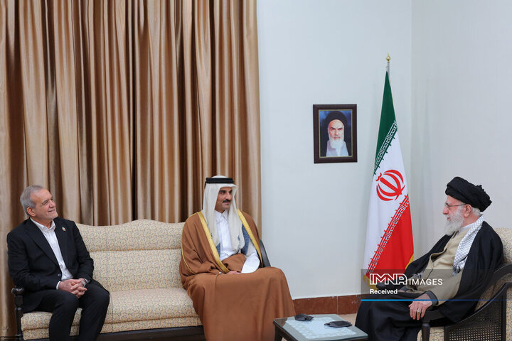 دیدار امیر قطر و هیئت همراه با رهبر انقلاب