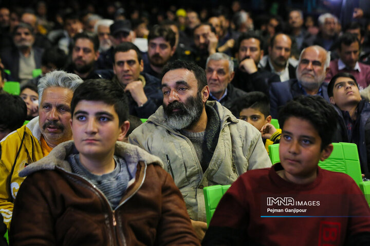 گرامیداشت روز حماسه و ایثار درچه