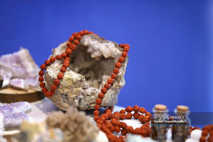 اولین همایش و نمایشگاه دستاوردهای صنعت گوهرسنگ