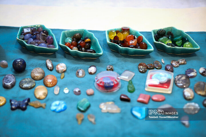 اولین همایش و نمایشگاه دستاوردهای صنعت گوهرسنگ