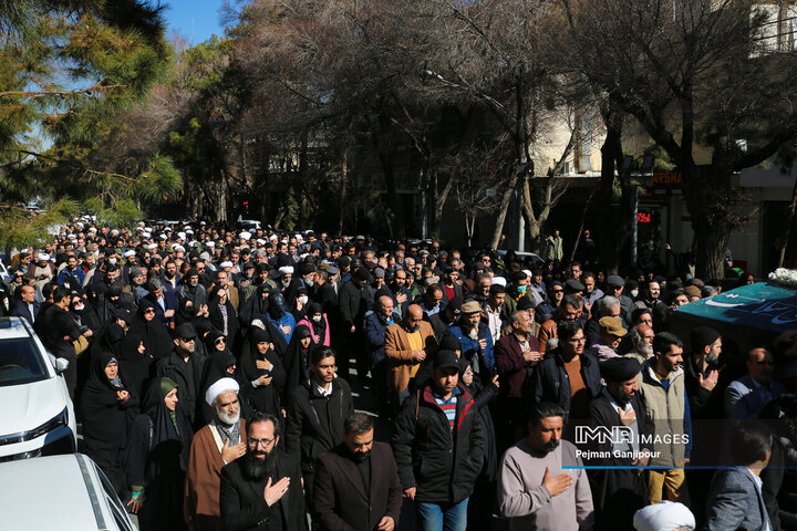 مراسم تشییع آیت‌الله مستجابی